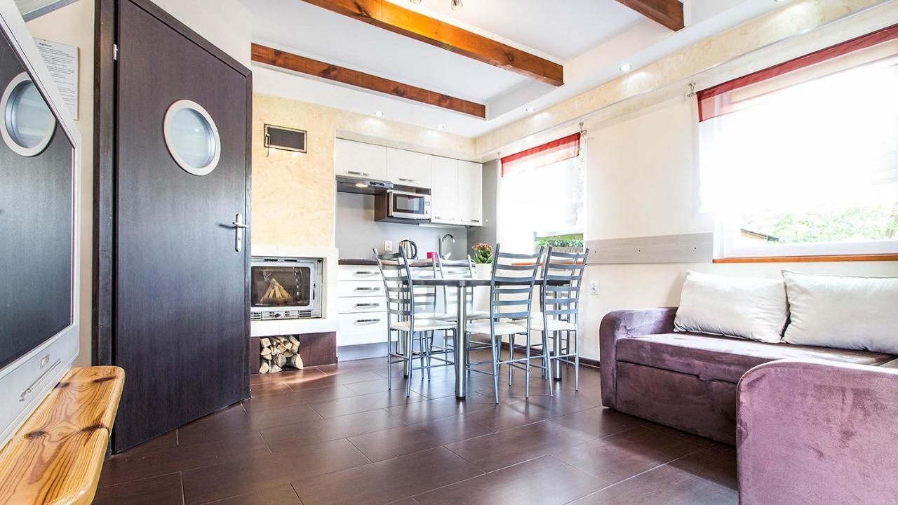 Domki Wiktor - Ostrowo - 700M Od Plazy Karwia Ngoại thất bức ảnh