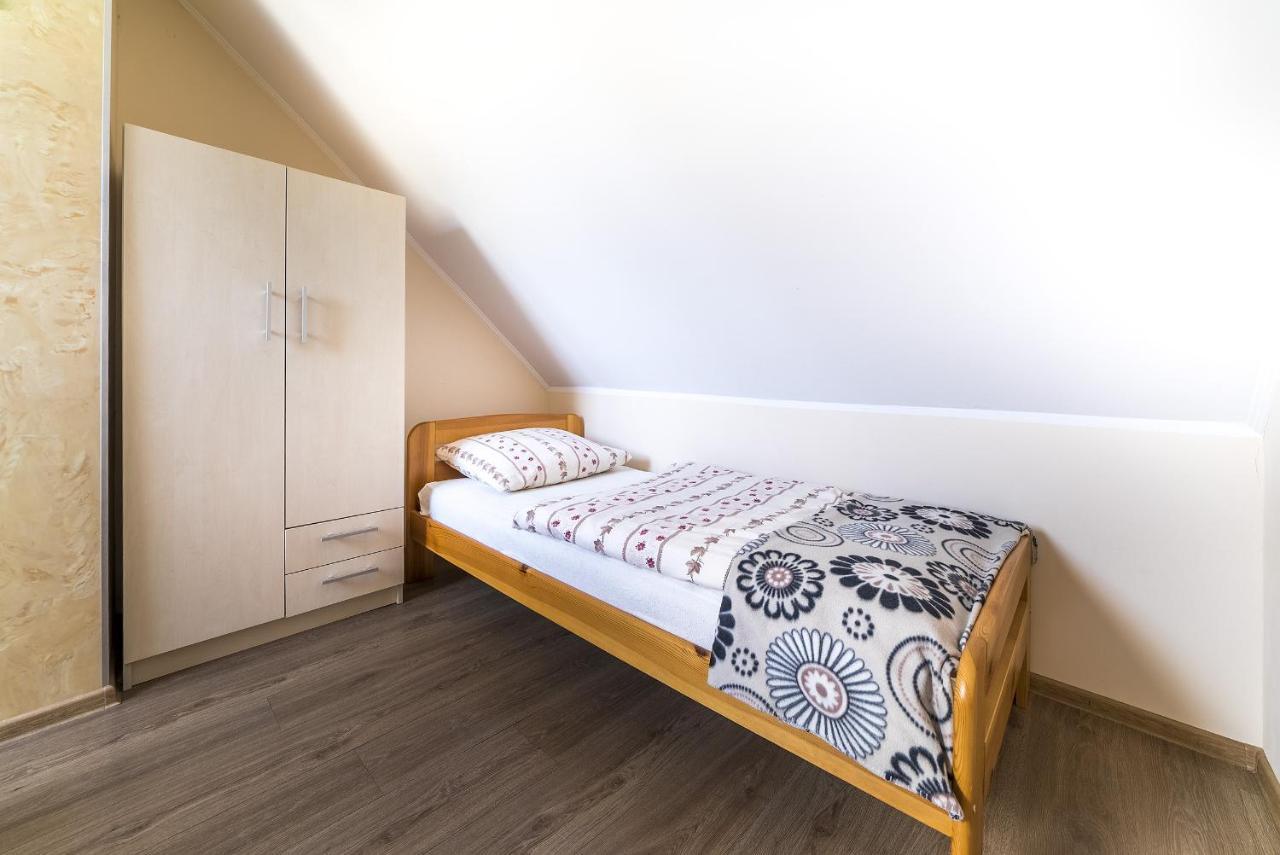 Domki Wiktor - Ostrowo - 700M Od Plazy Karwia Ngoại thất bức ảnh